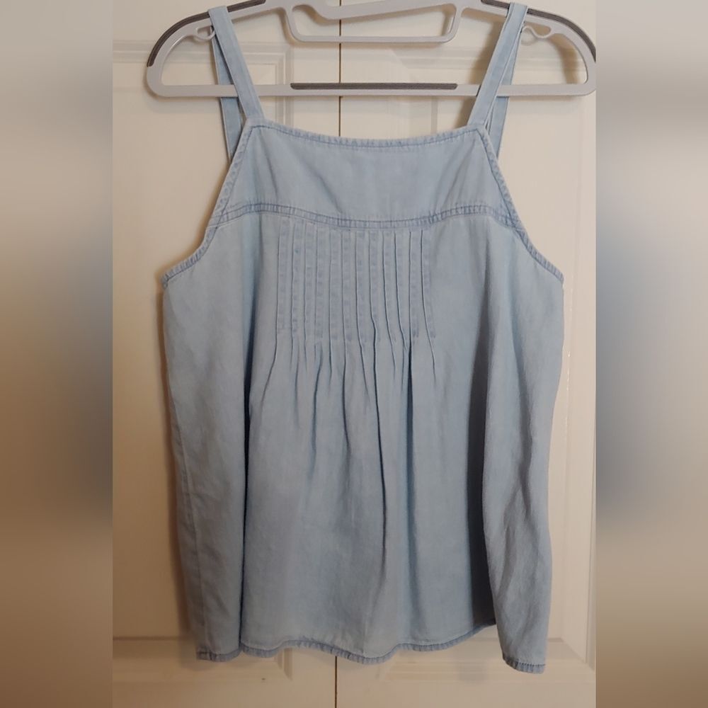 Caslon Pintuck Cotton Light Wash Chambray Tank Top Sz S